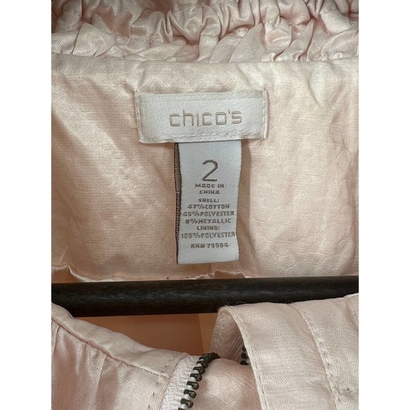CHICOS Pale Pink Jacket Ruched Ruffle Full Zip Metallic Lined Size 8 (Chico's 2) - Picture 3 of 5
